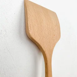 Pelle à poisson en bois