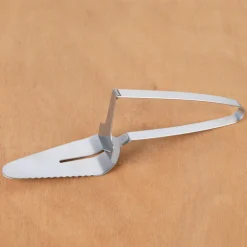 Pelle à tarte automatique