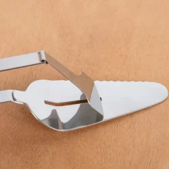 Pelle à tarte automatique