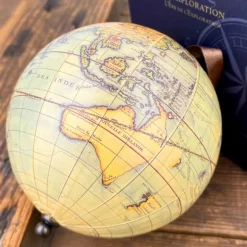 Petit globe terrestre à suspendre