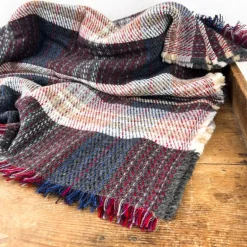 Plaid gallois en laine recyclée