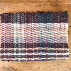 Plaid gallois en laine recyclée
