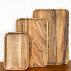 Plateau rectangulaire en bois d'acacia