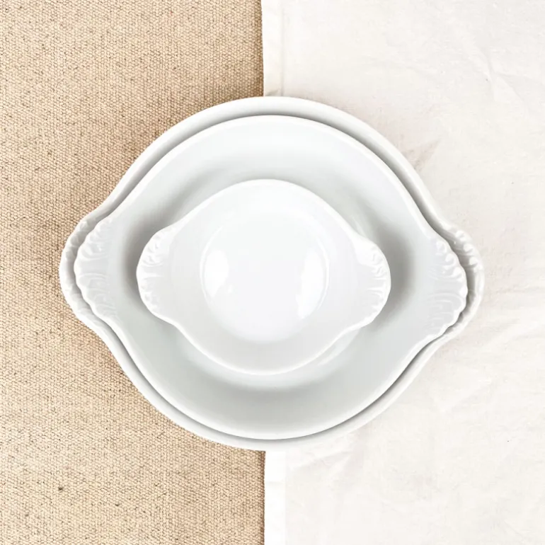 Plat rond à oreilles en porcelaine