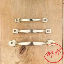 Poignée de meuble en laiton poli