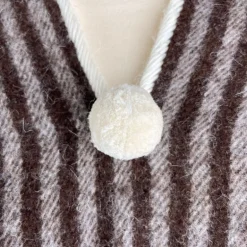 Poncho rayé en laine couleur chocolat/marron foncé