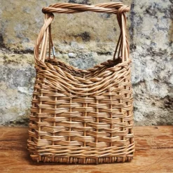 Porte-bouteilles en osier noisette