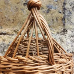 Porte-bouteilles en osier noisette