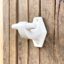 Porte-peignoir en porcelaine