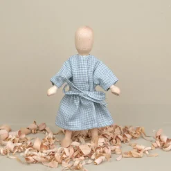 Poupées articulées en bois
