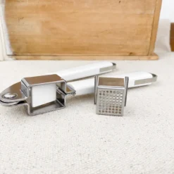 Presse-ail blanc inox