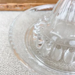 Presse-citrons en verre