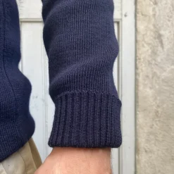 Pull col roulé marin