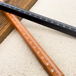 Règle en bois 20cm