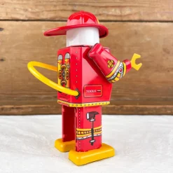 Robot mécanique Pompier