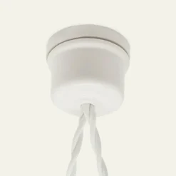Rosace en porcelaine blanche