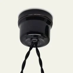 Rosace en porcelaine noire