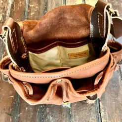 Sac bandoulière en cuir marron (grand modèle)