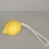 Savon citron jaune à corde