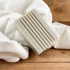 Savon détachant enrichi en terre de Sommières 300 g