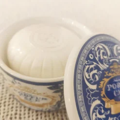 Savon en boîte céramique fleurie