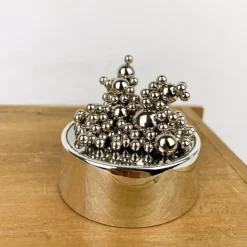 Sculpture magnétique