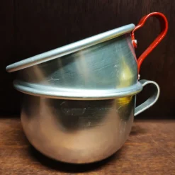 Tasse en aluminium